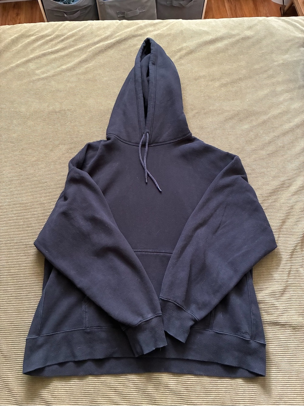 Aritzia black Boyfriend fit Sweatfleece size XL